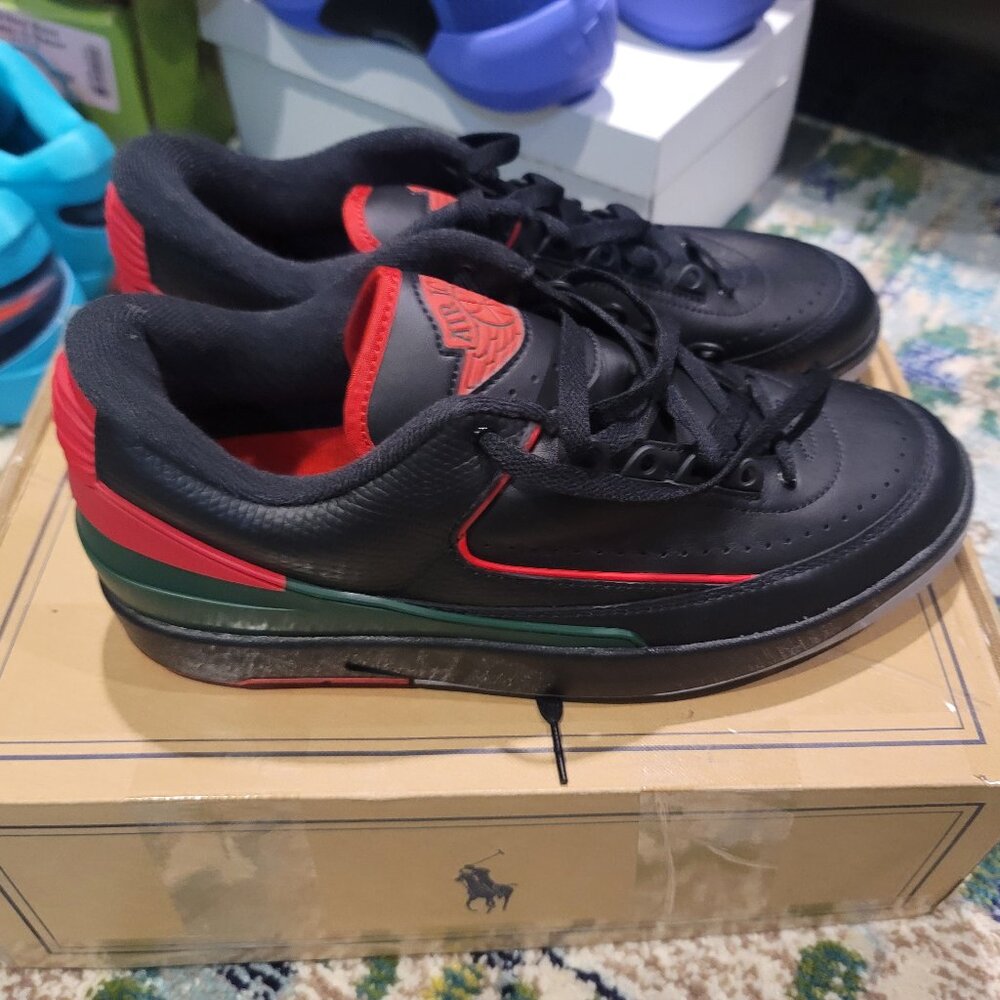 NIKE SHOES - NO ORIGINAL BOX - BRAND NEW AND NEVER USED